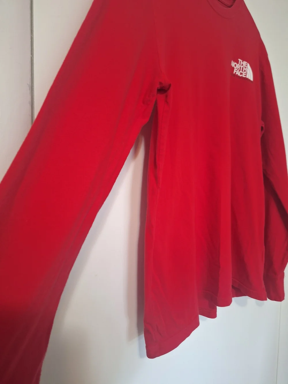 The North Face details crew